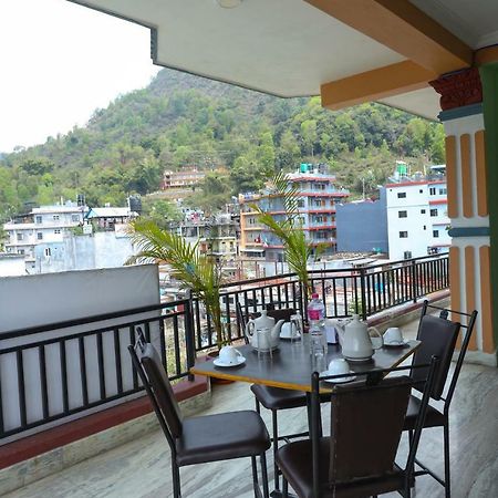Hotel Blue Magnet Pokhara Exteriör bild