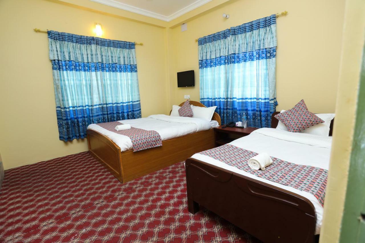 Hotel Blue Magnet Pokhara Exteriör bild